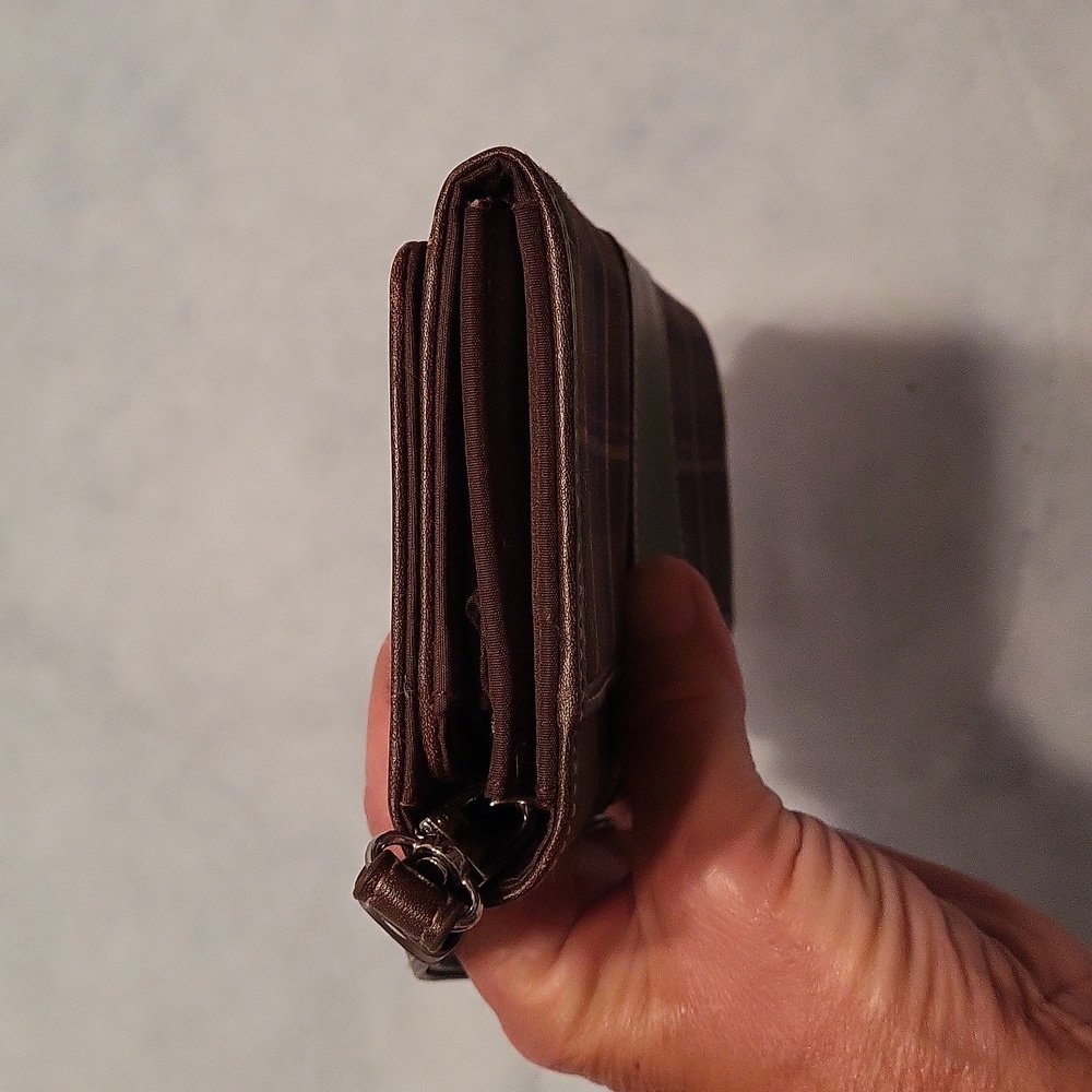 Chaps Long Wallet/Wristlet - Picture 3 of 9